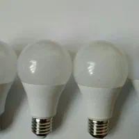 4 عدد لامپ 12 وات حبابی مهتابی