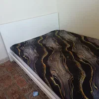 تخت ۲ نفره با ۲تا پاتختی و میز ارایش تشک رویال