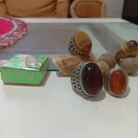 انگشتر عقیق و در|کلکسیون اشیاء عتیقه|فرمهین, |دیوار