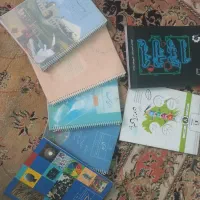 ۵ عدد کتاب هفتم همراه با دو کتاب کار ریاضی هفتم