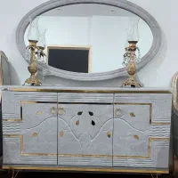 کنسول وآینه ومیزتلویزیون