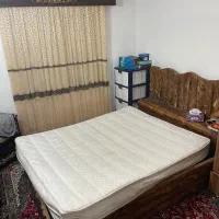 تشک تخت کاملا صحیح و سالم