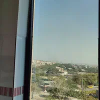 ۱۰۰متر ۲ خوابه - دلباز و نورگیر با ویوی فوق‌العاده|فروش آپارتمان|کرج, کلاک نو|دیوار