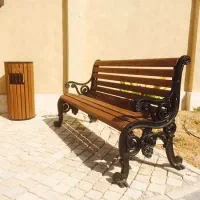 نیمکت پارکی و مدرسه و مهدکودکی