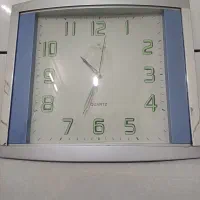 ساعت دیواری