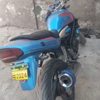 سوزوکی 250 4 سیلندر