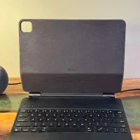iPad Pro m5 - 13 inch Cellular + Magic Keyboard|تبلت|تهران, شهرک علم و فناوری|دیوار