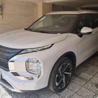 میتسوبیشی اوتلندر دو دف 4wd m