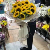 دسته گل افتاب گردون ۷شاخه ای ۳۹۰