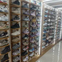 نیازمند فروشنده آقا