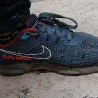 2 جفت کتونی با یک استوک فوتبال ببر پول یکیشو بده