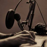فراخوان جذب گوینده و دوبلور