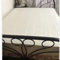 تخت دونفره به همراه خوشخواب