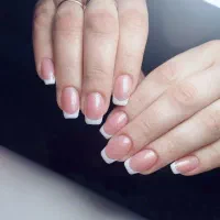 انجام خدمات ناخن با لاکژل رایگان