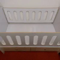 تخت بچه|تخت و صندلی بچه|کیش, |دیوار