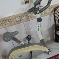 دوچرخه ثابت ورزشی