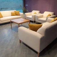 خیاط برشکار و نجار و رنگ کار ماهر