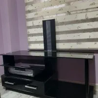 میز تلویزیون شیشه ای