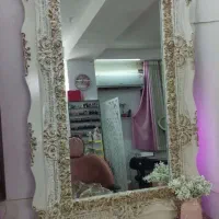 آیینه و کنسول