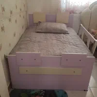 تخت خواب کودک با تشک