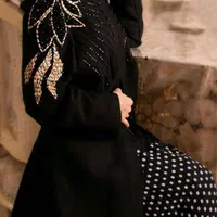 تزیینات لباس جواهردوزی