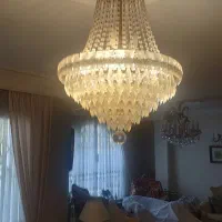 یک ست کامل لوسترهای کربستال زیبای ایرانی