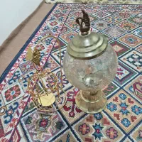 یک عدد فقس ویک عدد شکلات خوری