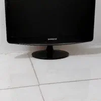 کامپیوتر|رایانه رومیزی|قدس, شهر‌قدس|دیوار