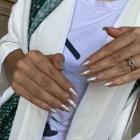 تخفیف کاشت ناخن برای کسانی که دو نفر میان|خدمات آرایشگری و زیبایی|نقده, |دیوار