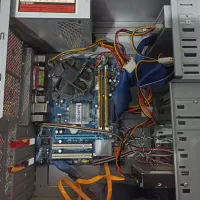 کامپیوتر قدیمی کامل در حد نو