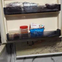 یخچال فریزر نیم ساید مانیتور دار کاملا سالم|یخچال و فریزر|هشتگرد, شهرک ریحانه|دیوار