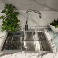 تاسیسات ساختمان  نصب شیرالات و لوله کشی