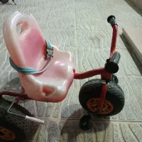 سه چرخه|اسباب‌بازی بچه|مبارکه, |دیوار