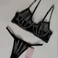 لباس زیر و لوازم زنانه