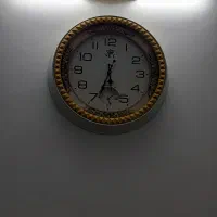 ساعت دیواری