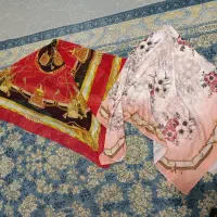 تعدادی شال و روسری در حد|لباس|قم, نیروگاه|دیوار