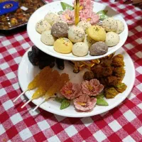 تولیدی انواع ظروف چینی سرامیکی