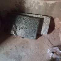 عکس سنگ قدیمی|کلکسیون اشیاء عتیقه|چناران, |دیوار