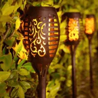 چراغ خورشیدی باغچه طرح شعله