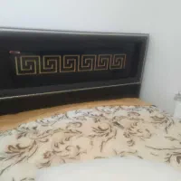 تخت و دراور اینه بغلی تختی و میز تلویزیون