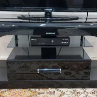 میز تلویزیون شیشه ای