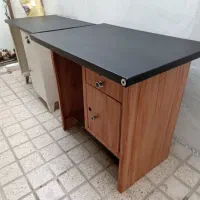 ۲ عدد میز تحریر فلزی|مبلمان خانگی و میز عسلی|مشهد, رده|دیوار