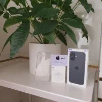 گوشی آیفن ۱۷ نرمال اکبند مشکی