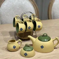 سرویس چای خوری با قوری و قندان