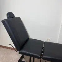 تخت آرایشگاهی (مژه، پاکسازی، ماساژ)|آرایشگاه و سالن‌های زیبایی|رشت, نیکمرام|دیوار