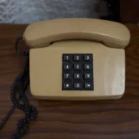 تلفن قدیمی