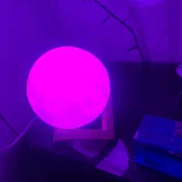 چراغ خواب طرح ماه پایه چوبی