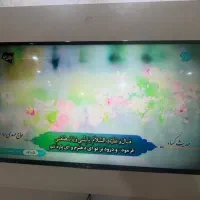 تلویزیون ۵۰ اینچ LG و میزنهارخوری و جلو مبلی