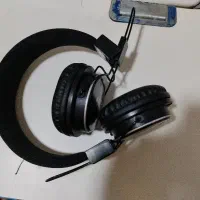 هدفون نیا