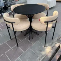 میز غذاخوری فلزی